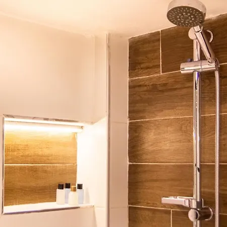 Centrally Located Fully Furnished Flat In Konak Apartment Izmir