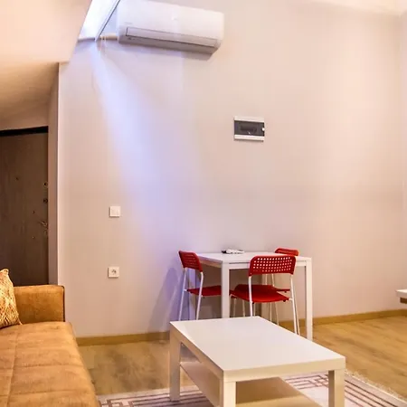Centrally Located Fully Furnished Flat In Konak *